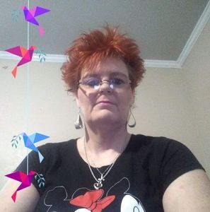 Meet your Posher, Crystal